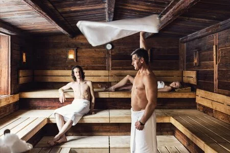 Bilder aus dem Luxus-Wellness-Hotel im Ahrntal