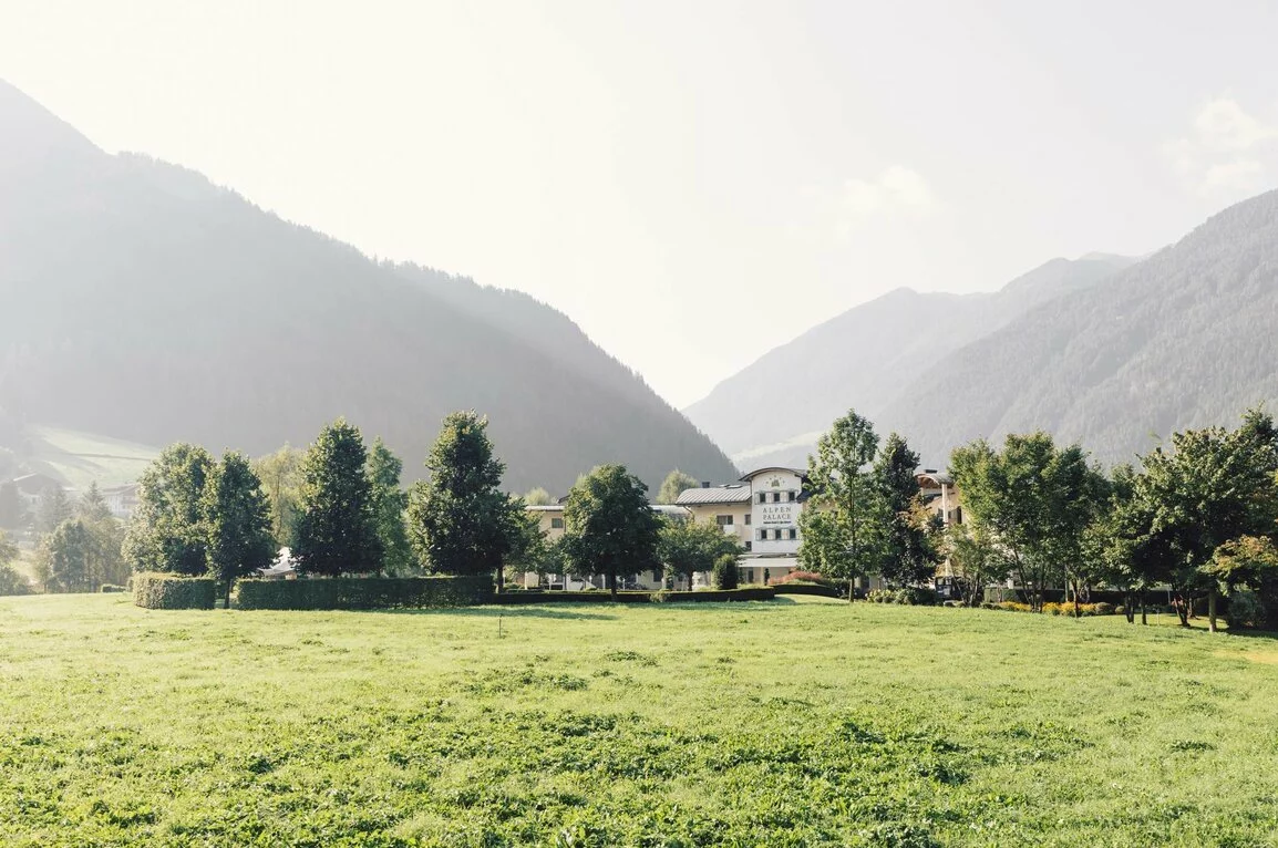 Einzigartige Lage ::: 5-Sterne-Hotel Ahrntal, Südtirol